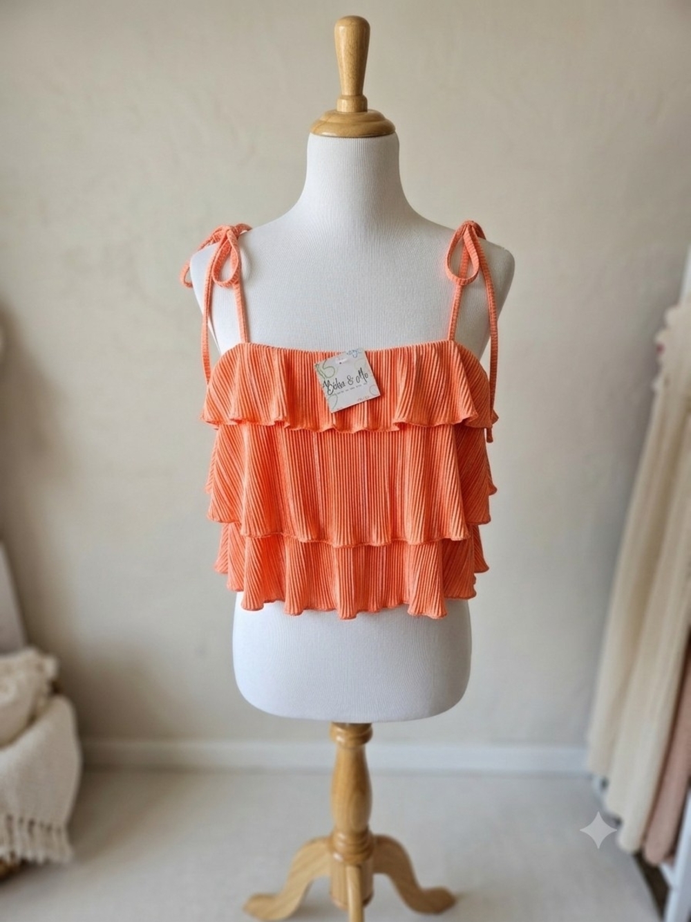 NWT Boho & Mo Tiered Ruffle Tie-Strap Crop Top  (0114)
